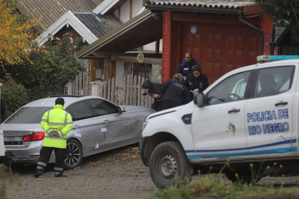 La Policía requisó el BMW y lo secuestró: buscan a los dos ocupantes