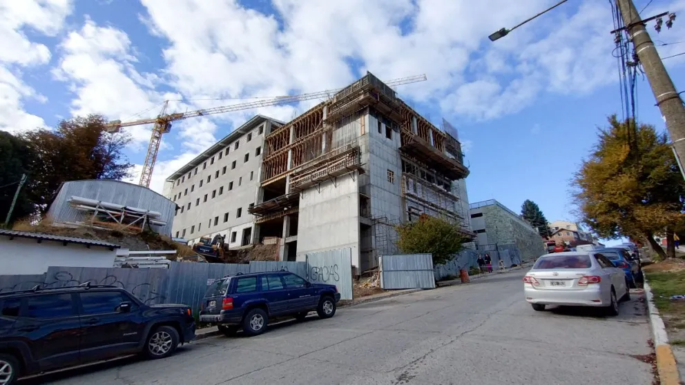 Nación también demora pagos en las obras de la nueva terminal y del hospital