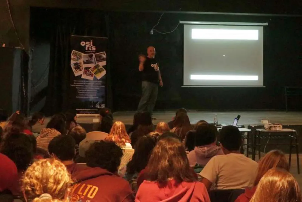 Programa completo de lo que será la Semana de la Astronomía en Bariloche
