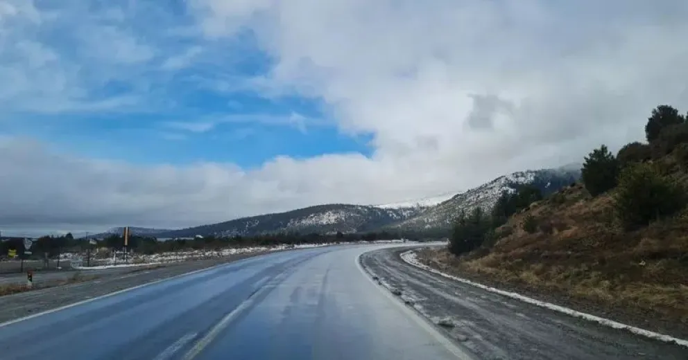 El hielo persiste en la Ruta 40: atención entre Bariloche y El Bolsón
