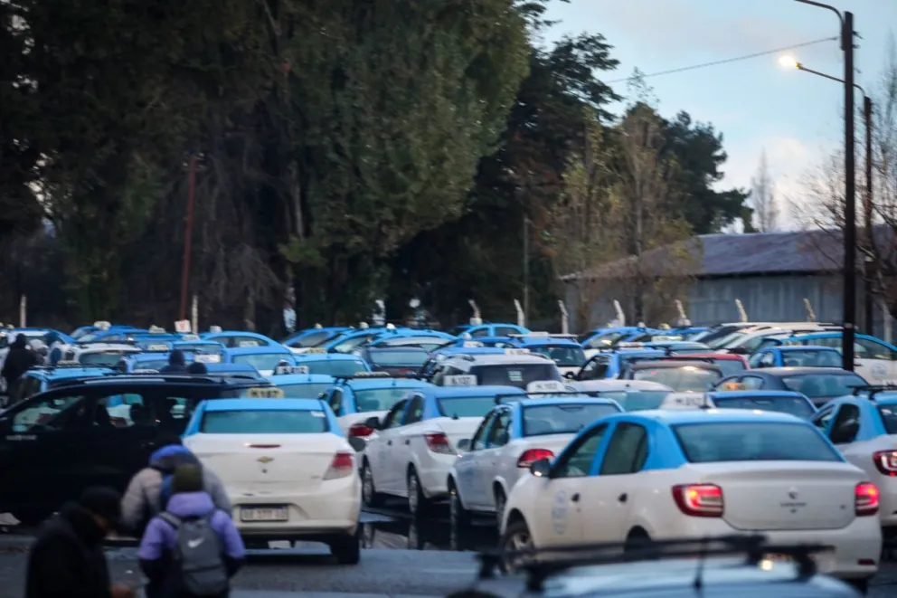 Piden que se impugne el listado de preadjudicatarios de nuevas licencias de taxi