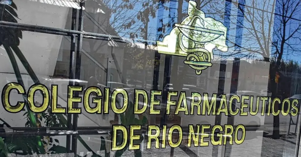 Deslindan responsabilidad de farmacias en inconvenientes de venta de medicamentos