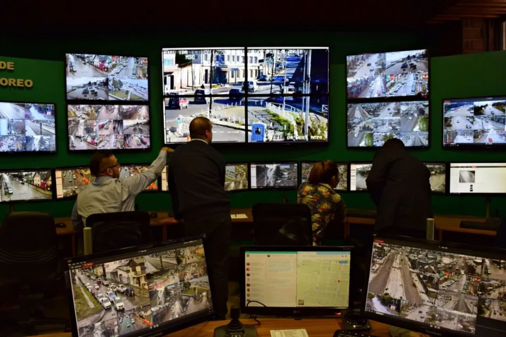 Continúa la búsqueda para cubrir puestos de operador de cámaras de seguridad 