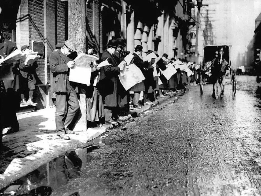 La lectura de noticias repuntó 11 por ciento en 2022 pero bajó en relación a 2013