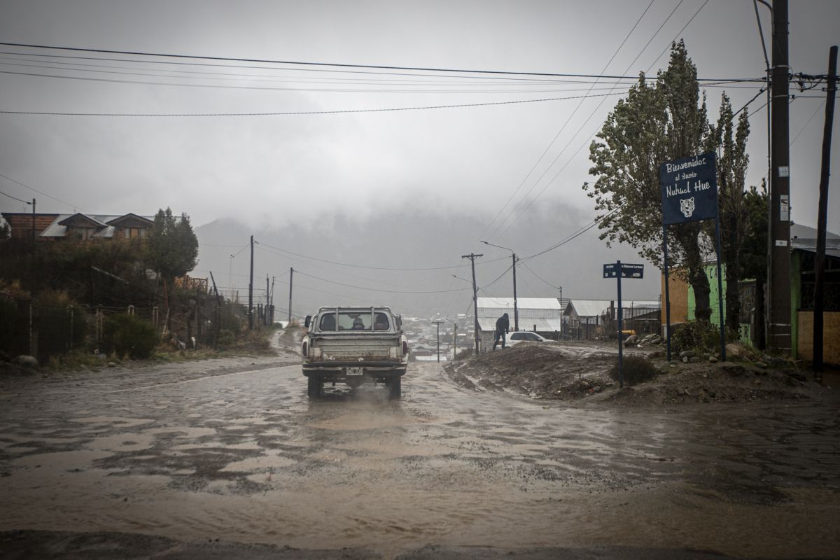 Alerta naranja en Bariloche: la lluvia persistirá y se esperan ventarrones y nieve