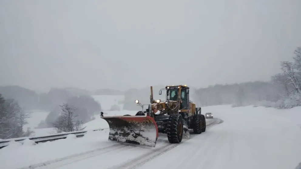 Suspendido hasta mañana el tránsito por el Paso Samoré