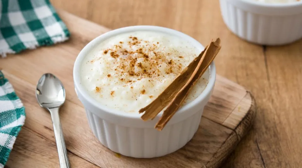 Paso a paso para hacer arroz con leche con salsa de chocolate