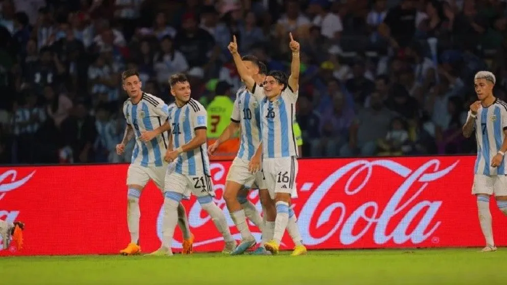 Argentina enfrenta a Nueva Zelanda en busca de ganar su zona en el Mundial sub 20