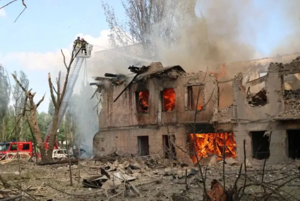 “Crimen contra la humanidad”: Rusia bombardeó una clínica en Ucrania y recibió el repudio mundial 