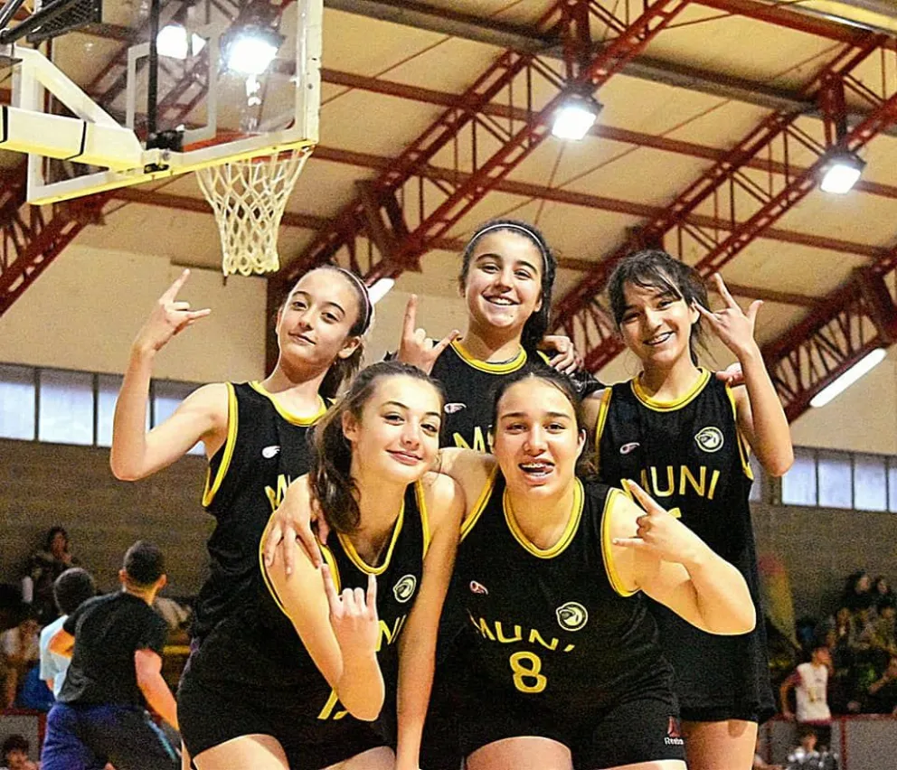 El básquet 3x3 municipal volvió con 75 partidos
