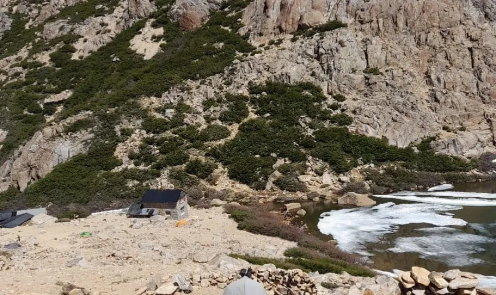 Cierran el sendero del refugio Frey hasta Catedral por cambio de un puente