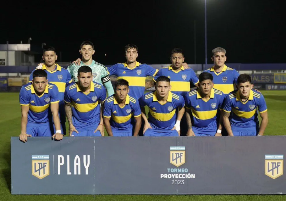 Marcos Rojo volvió a las canchas después de ocho meses parado