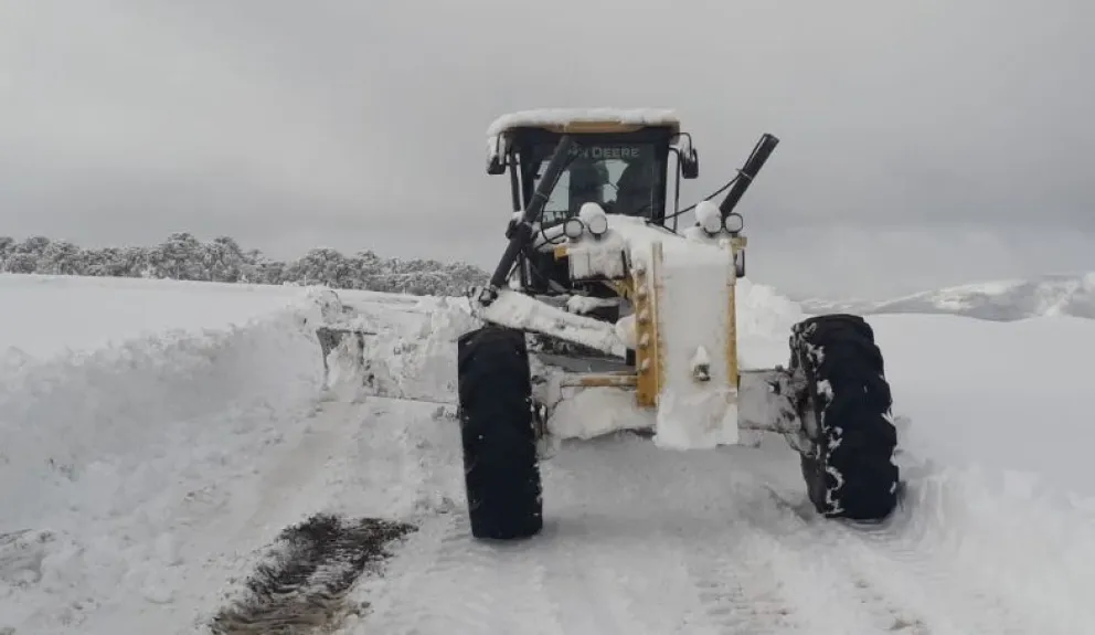 Continúa suspendido el tránsito en el paso Samoré este domingo
