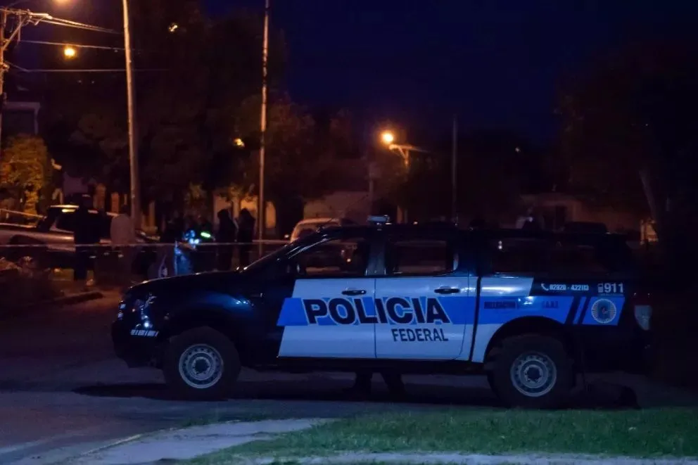 Gravísimo: denuncian que un policía de la fuerza federal revendía drogas al mercado negro