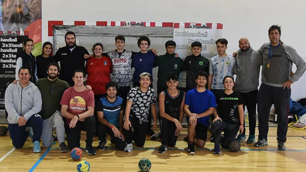 Canzoniero dejó una gran imagen en el handball de la ciudad