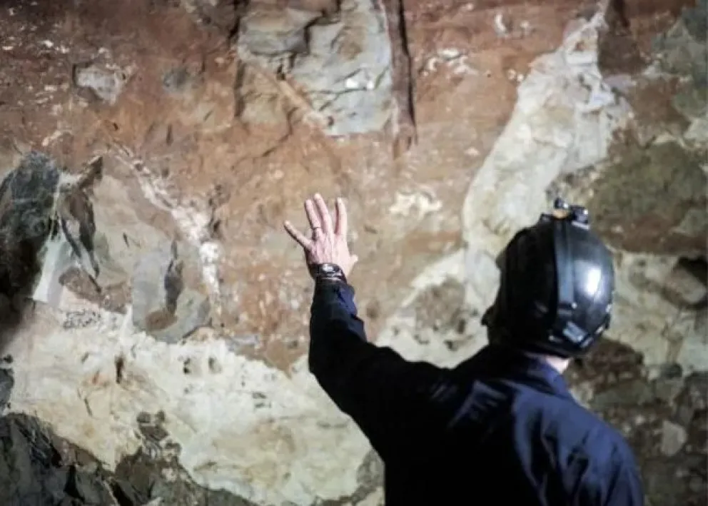 Descubren la tumba más antigua de la historia en Sudáfrica 