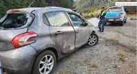 Una mujer resultó herida al volcar en el camino de los Siete Lagos