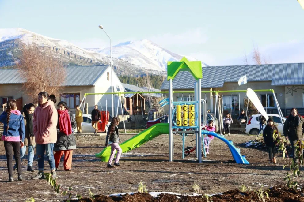 El barrio 270 Viviendas inauguró su plaza