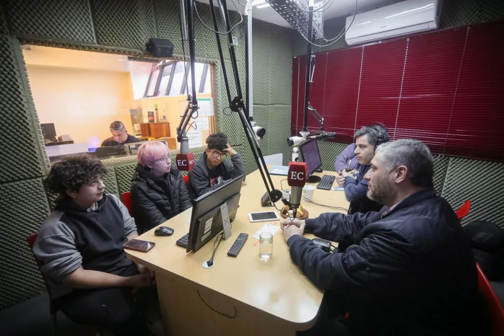 Estudiantes de la escuela Nehuen Peuman comenzaron colecta de alimentos para un merendero