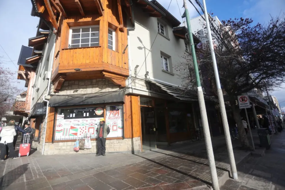 La histórica esquina de Bariloche que hoy luce desolada 