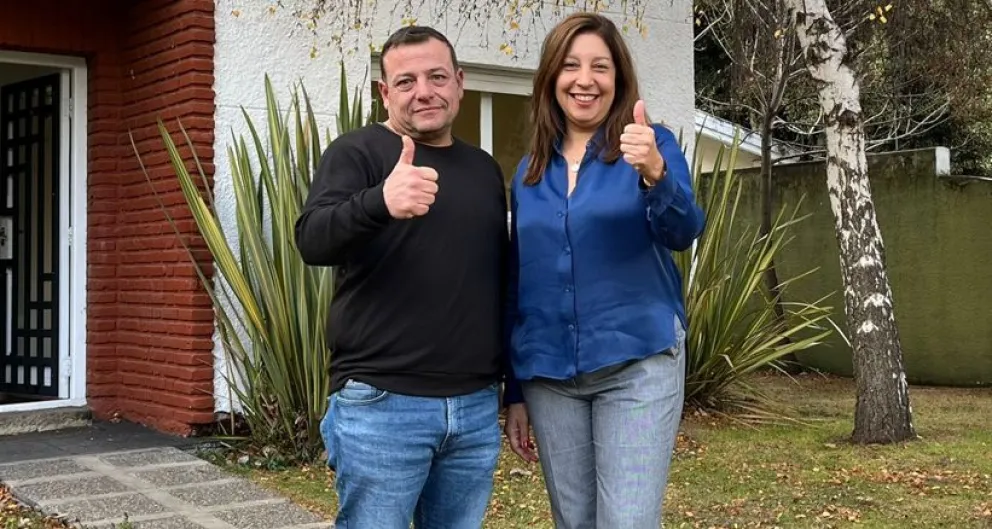 Primera foto de la fórmula: "Con Ferrari nos unimos por compromiso y amor a nuestros vecinos"