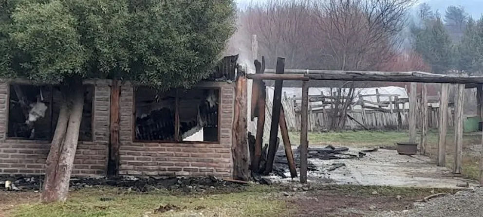 Investigan si un incendio de vivienda fue intencional