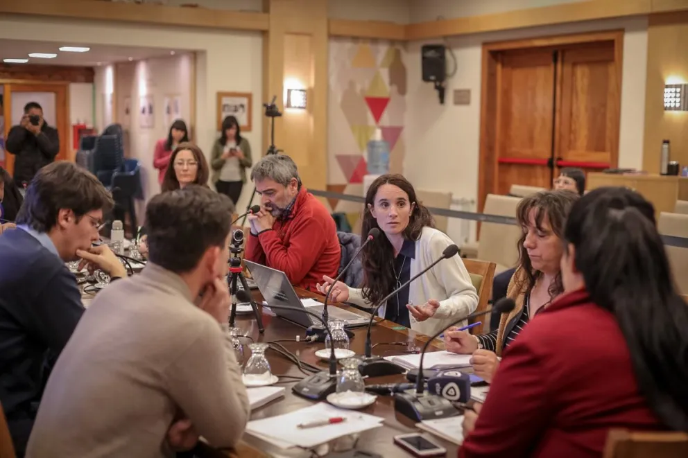 Ahora sí, el Concejo avaló a Gennuso para viajar a Europa