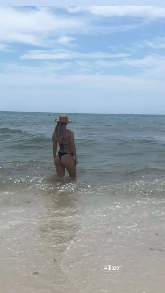 Cuál Es La Bikini Favorita De Claudia Albertario Para Pasear Por Miami Diario El Cordillerano