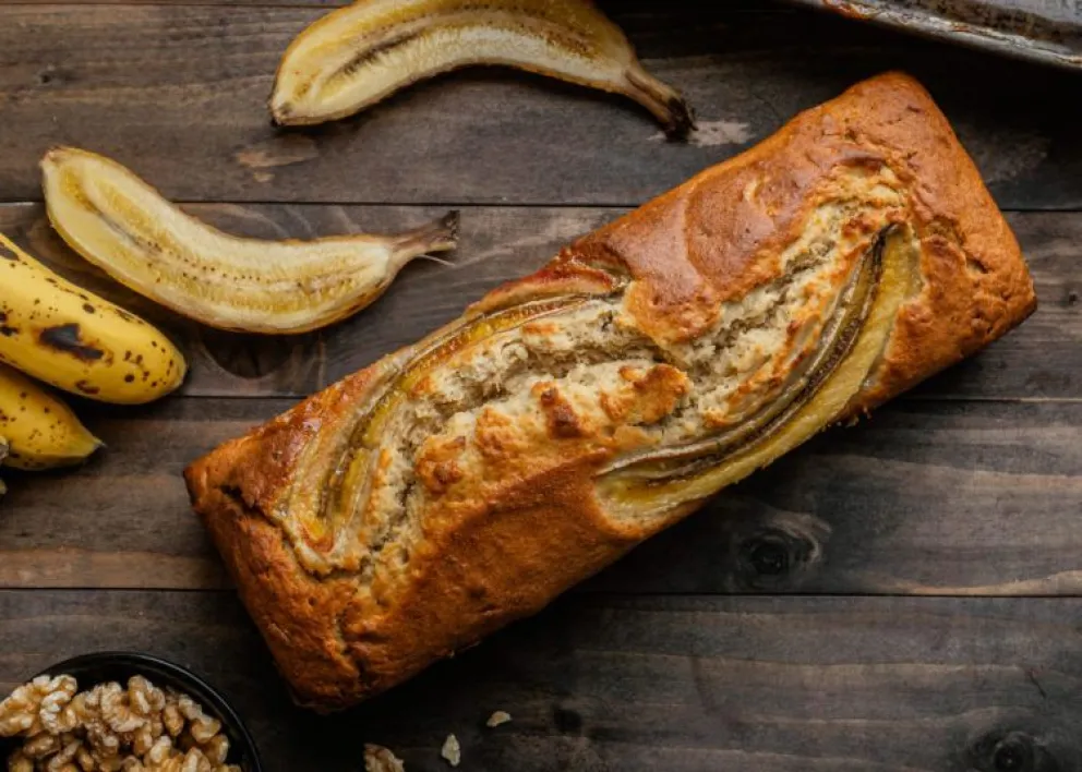Rendidor y delicioso: budín de banana sin huevo
