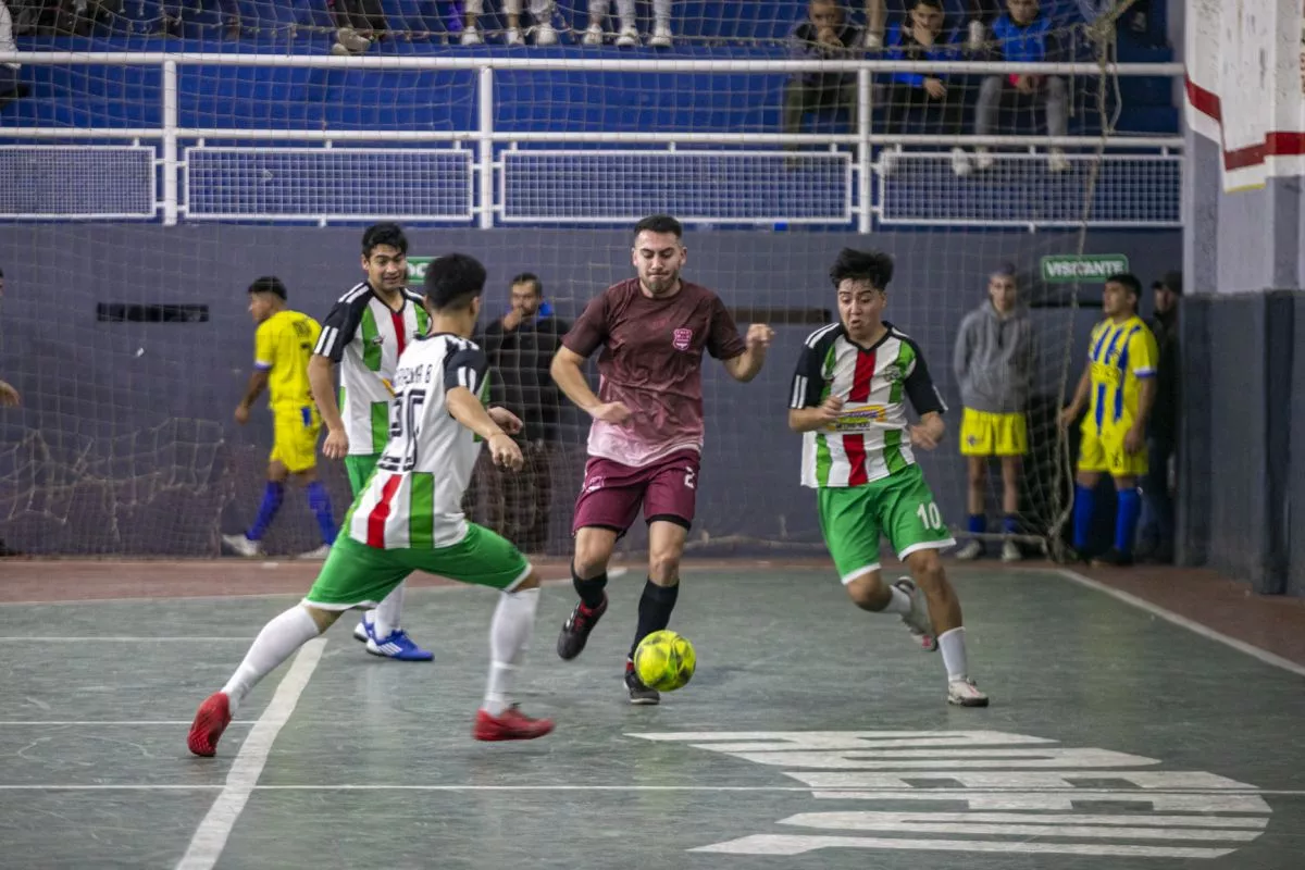 FUTSAL – A PURO FÚTBOL