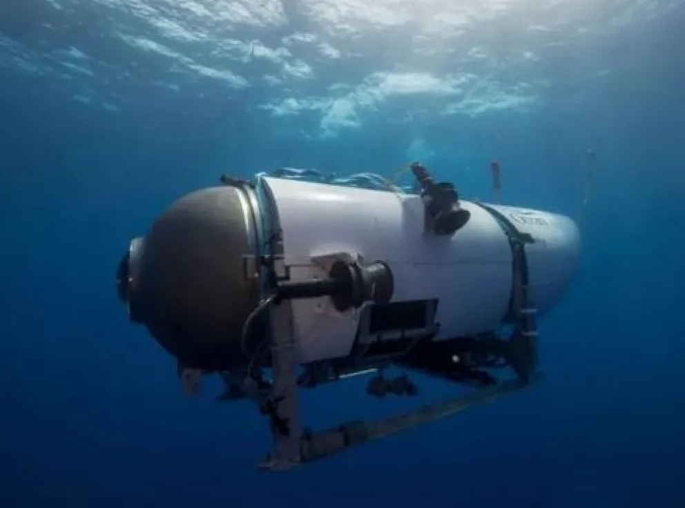 Conmoción: desapareció un submarino que se usa para visitar los restos del Titanic