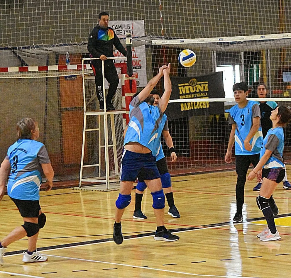 Preparan un Curso de Arbitraje de Voleibol en la ciudad