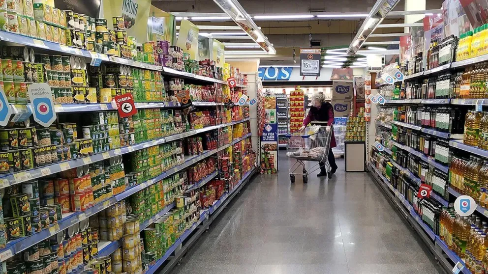 La canasta básica aumentó 7,2% en mayo: cuánto necesitó una familia para no ser pobre